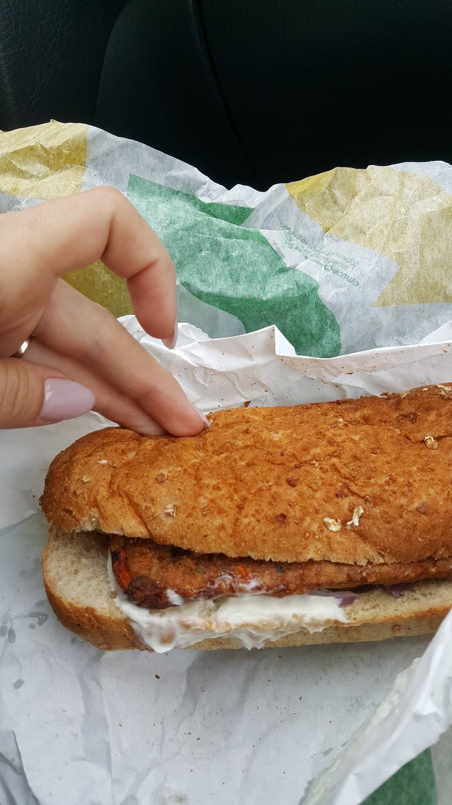 Subway | restaurant | 3337 Newburg Rd, Louisville, KY 40218, USA | 5024594092 OR +1 502-459-4092