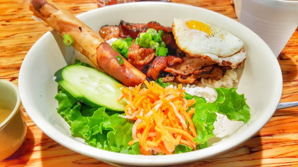 PhoNatic Vietnamese Restaurant | restaurant | 200 University Blvd #530, Round Rock, TX 78665, USA | 5128434242 OR +1 512-843-4242