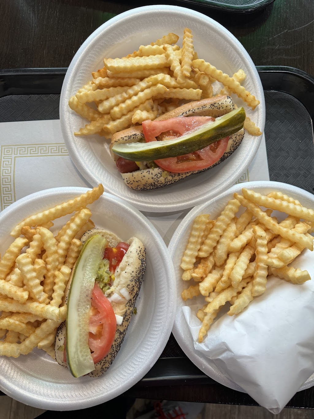 LuckyDog | restaurant | 5545 LaGrange Rd, Countryside, IL 60525, USA | 7086394591 OR +1 708-639-4591