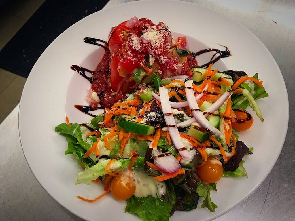 Burke Publick House | restaurant | 482 VT-114, East Burke, VT 05832, USA | 8026261188 OR +1 802-626-1188