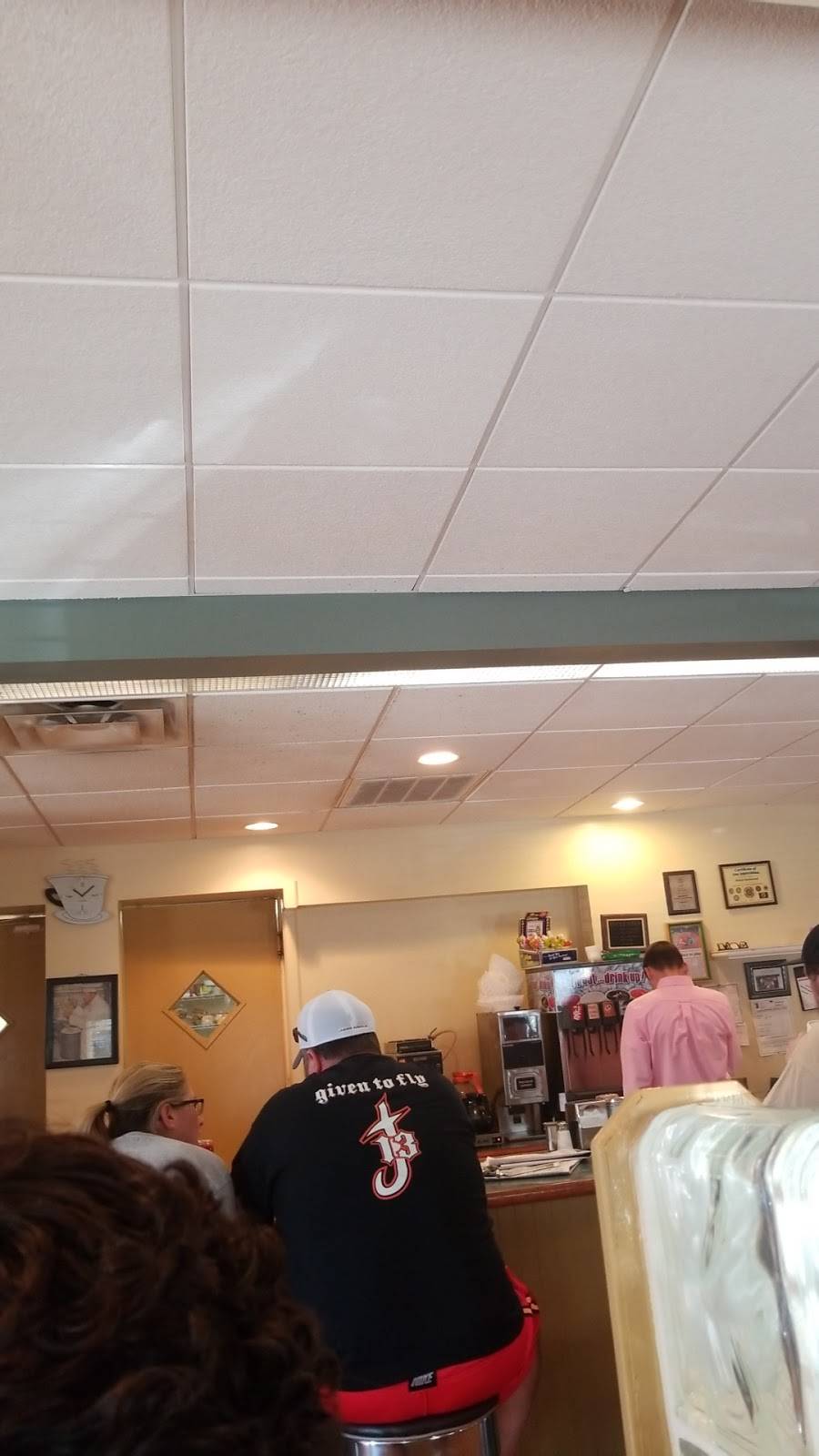 Neens Diner | restaurant | 1777 Brick Ave, Scranton, PA 18508, USA | 5703442120 OR +1 570-344-2120