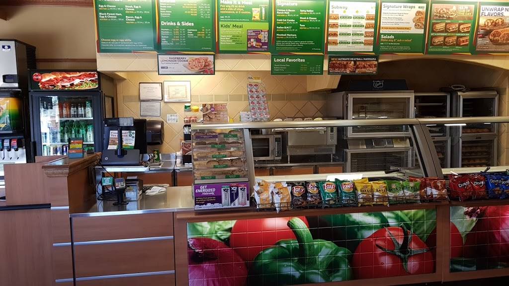 Subway Restaurants | restaurant | 8080 Old York Rd, Elkins Park, PA 19027, USA | 2156904711 OR +1 215-690-4711