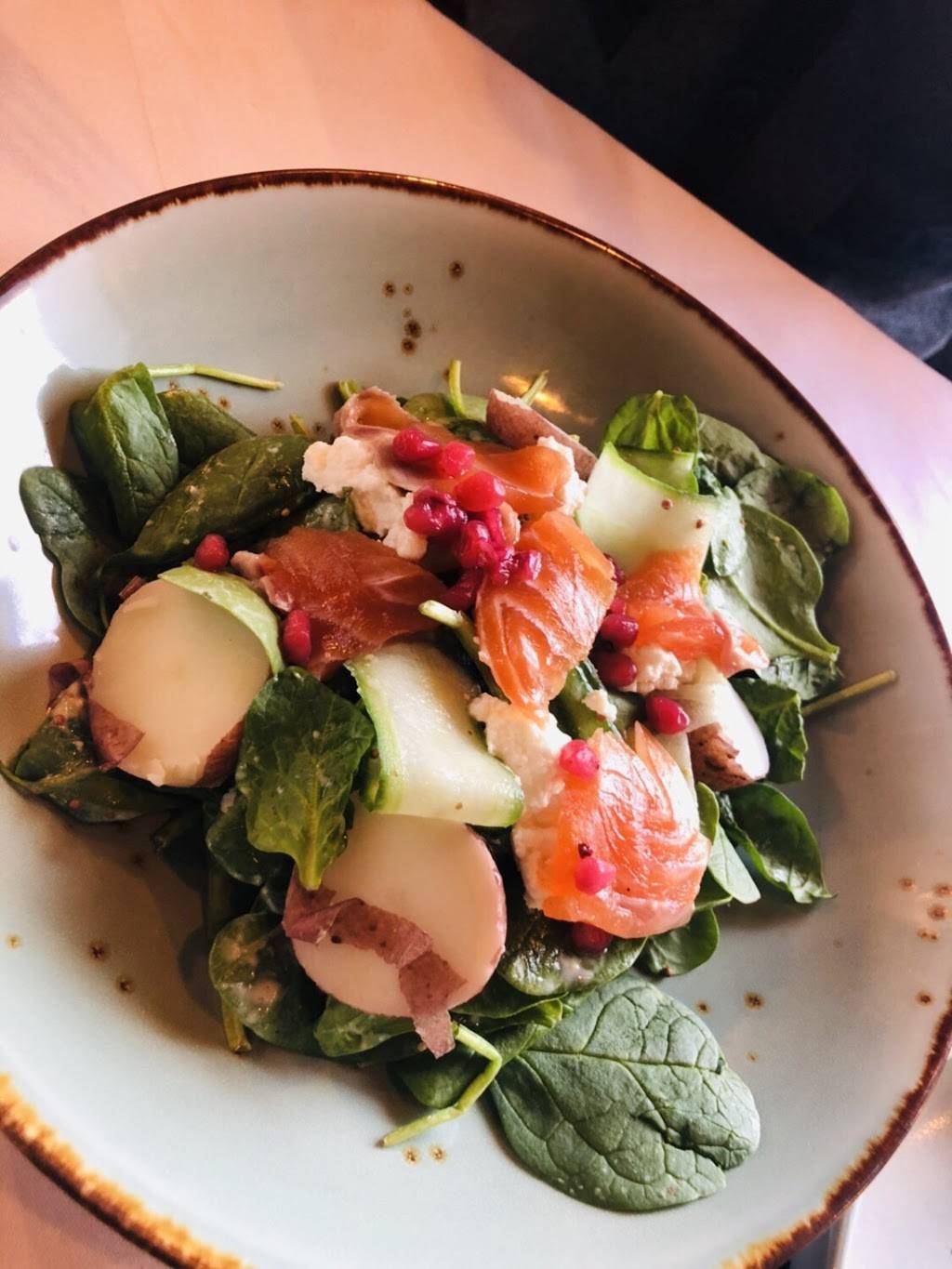 Ricardas Mediterranean Restaurant | restaurant | 312 Lakeshore Rd E, Oakville, ON L6J 1J2, Canada | 9058447401 OR +1 905-844-7401