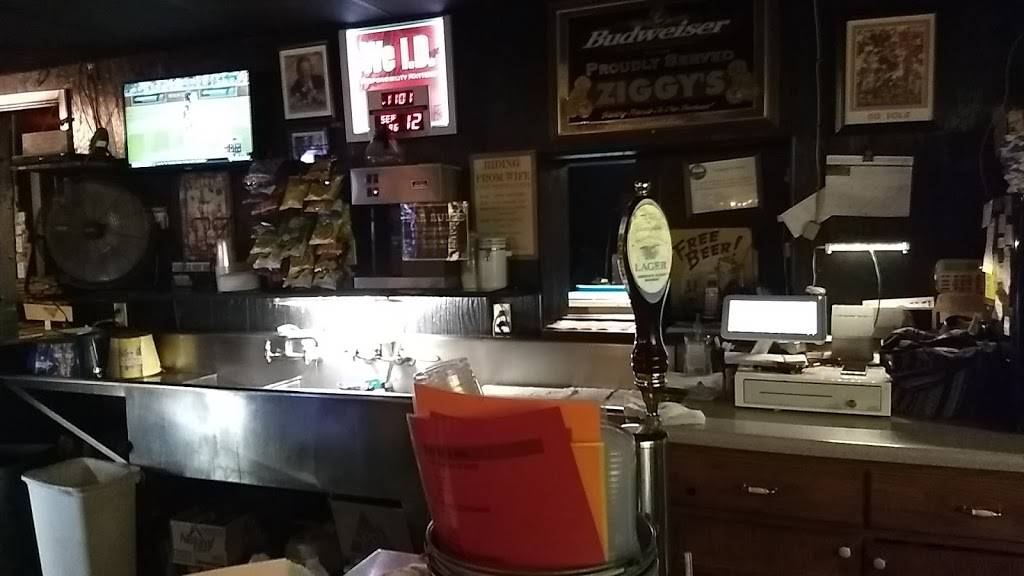 Ziggys | restaurant | 607 Cherokee Blvd, Chattanooga, TN 37405, USA | 4232658711 OR +1 423-265-8711