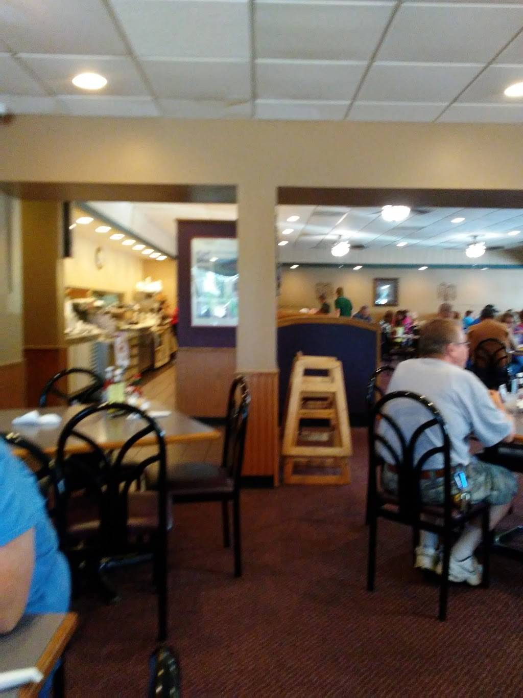 Liberty Family Restaurant | restaurant | 1131 Shooting Park Rd, Peru, IL 61354, USA | 8152243240 OR +1 815-224-3240