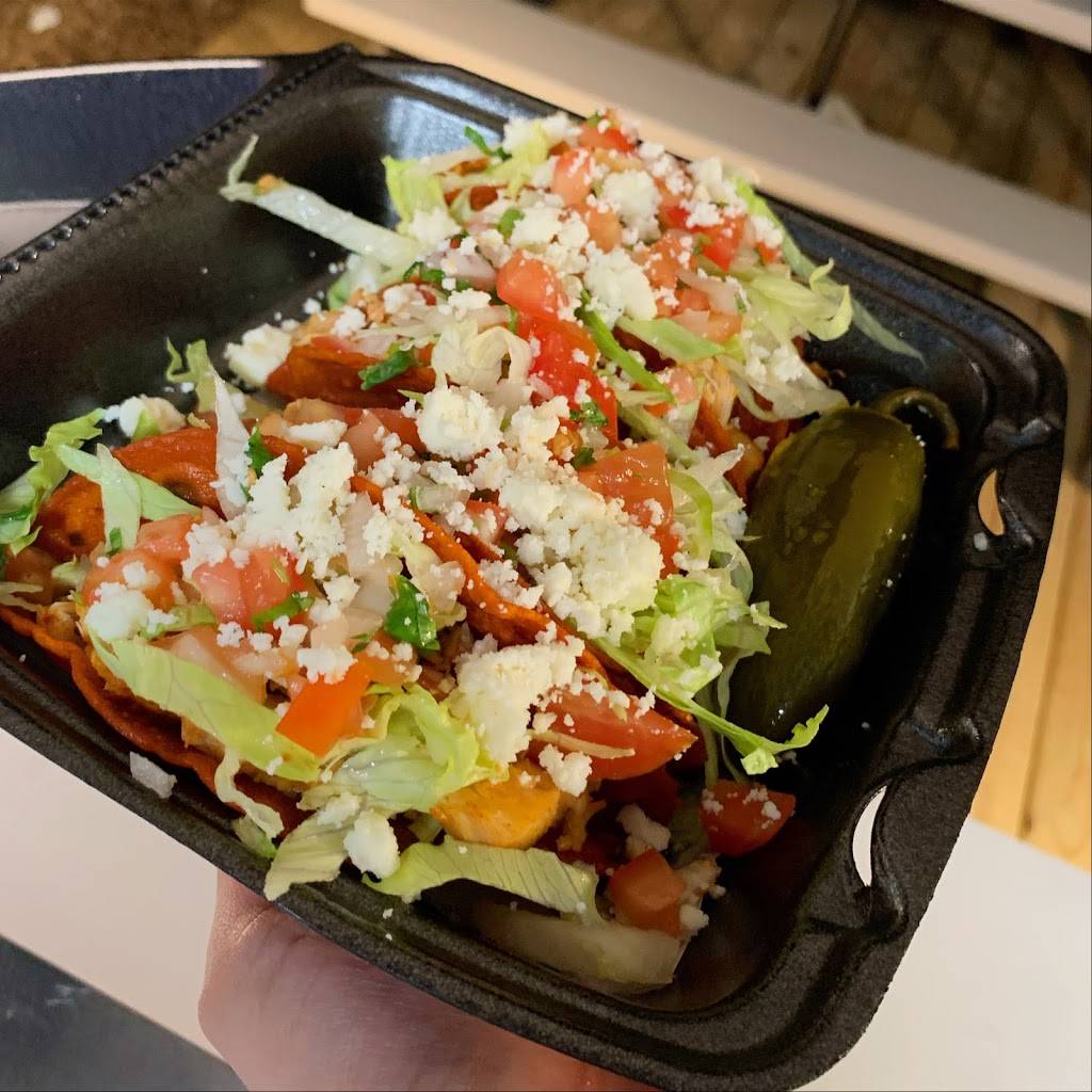 Un Mundo De Sabor | restaurant | 6739 S Congress Ave, Austin, TX 78745, USA | 7372066861 OR +1 737-206-6861