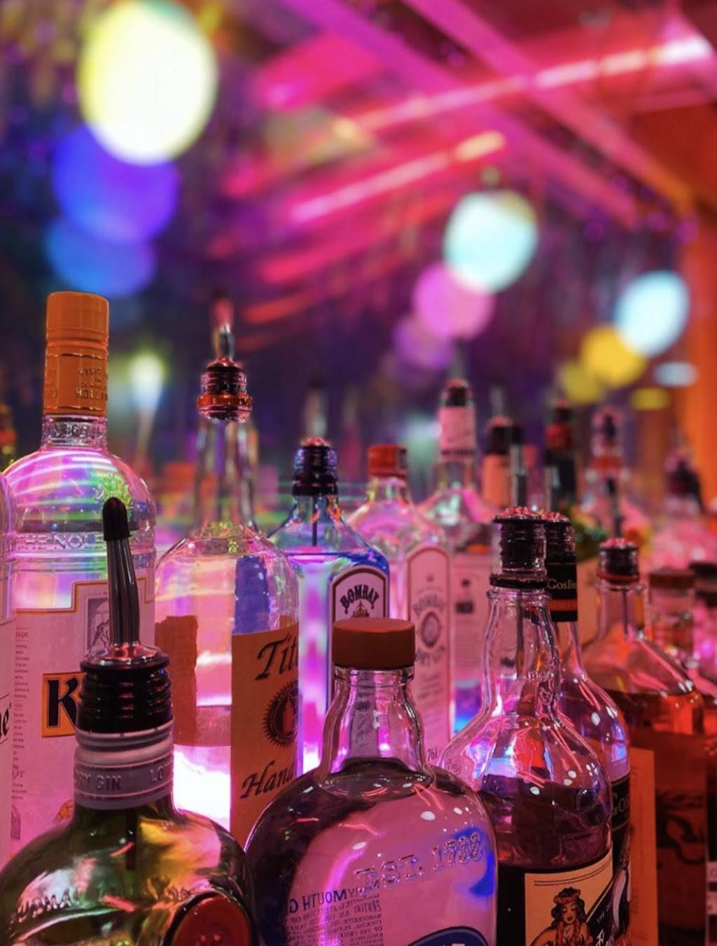 Pink Metal | restaurant | 253 Bushwick Ave, Brooklyn, NY 11206, USA | 3477991236 OR +1 347-799-1236