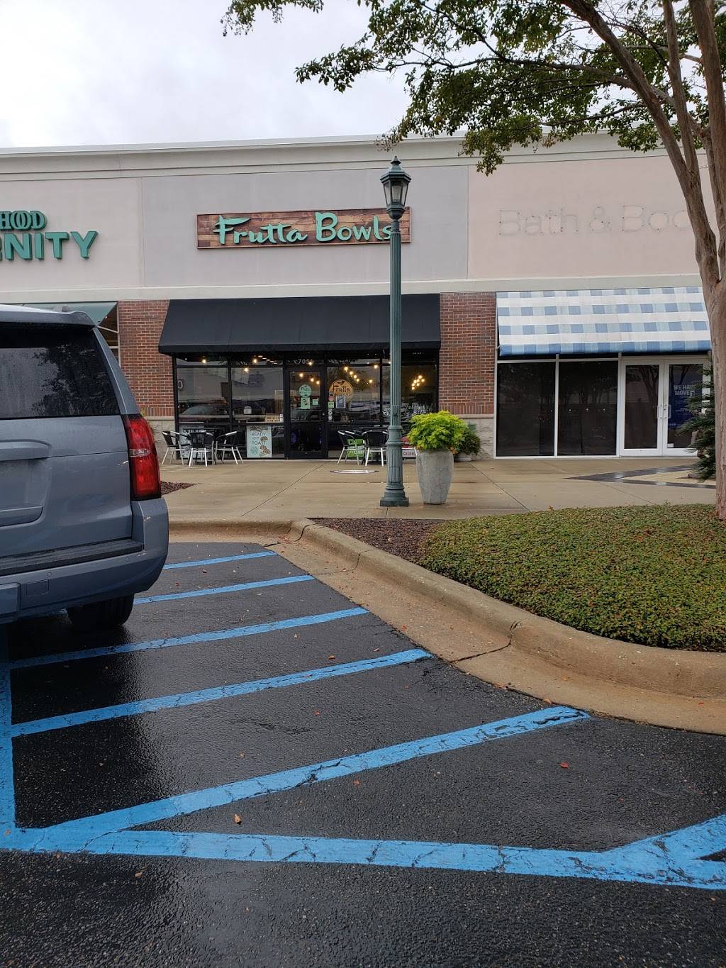 Frutta Bowls Montgomery | restaurant | 7056 Eastchase Pkwy, Montgomery, AL 36117, USA | 3343565107 OR +1 334-356-5107