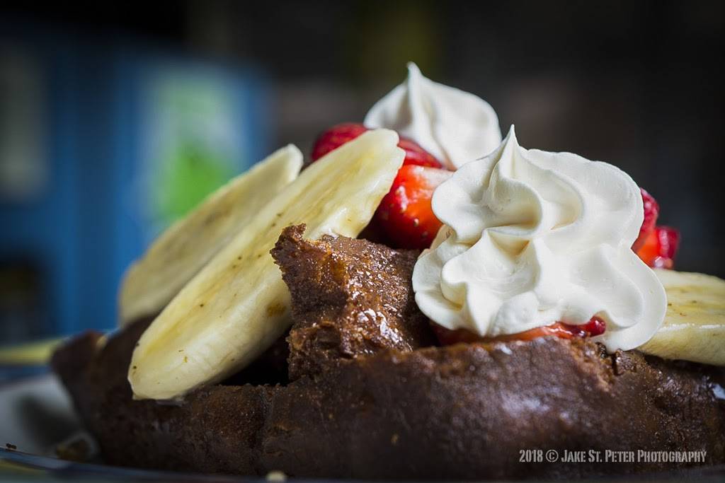 The Town Hall Grill | restaurant | 410 Market St, Chapel Hill, NC 27516, USA | 9199608696 OR +1 919-960-8696