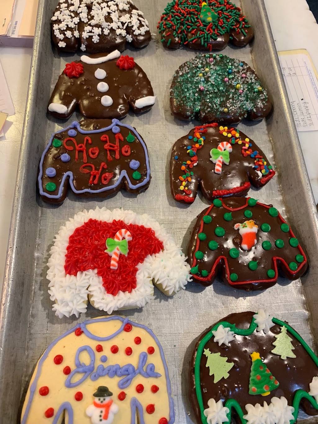 Lipkins Bakery | bakery | 8013 Castor Ave, Philadelphia, PA 19152, USA | 2153423005 OR +1 215-342-3005