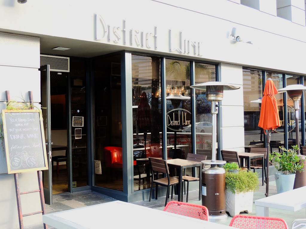 District Wine | restaurant | 144 Linden Ave, Long Beach, CA 90802, USA | 5626120411 OR +1 562-612-0411