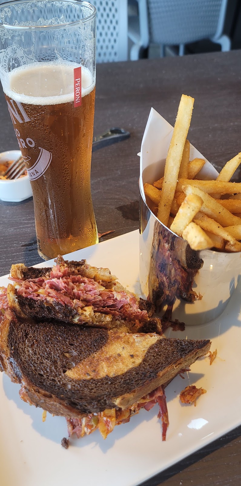 Au Troisiéme | restaurant | 8305 Westchester Dr, Dallas, TX 75225, USA | 4697262237 OR +1 469-726-2237