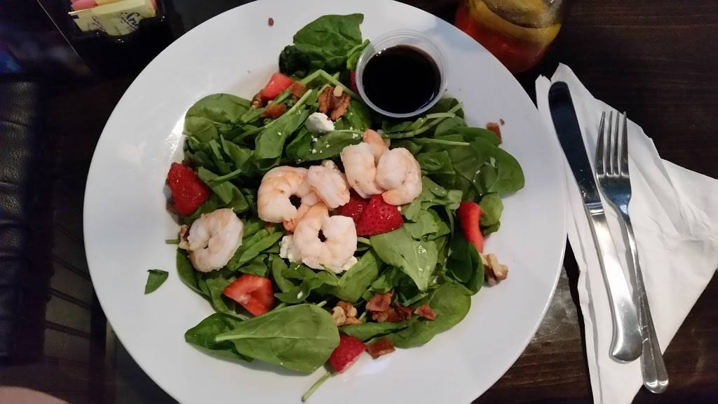 The Mason Jar Tavern | restaurant | 305 S Main St, Fuquay-Varina, NC 27526, USA | 9197625555 OR +1 919-762-5555