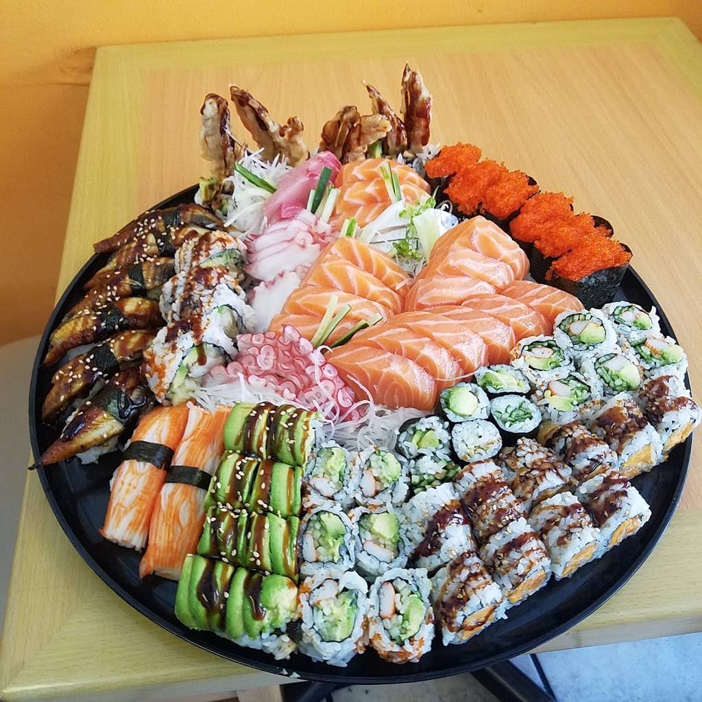 Super Fusion Brookline | restaurant | 690A Washington St, Brookline, MA 02446, USA | 6172778221 OR +1 617-277-8221