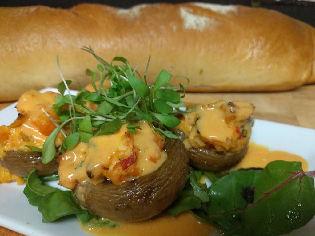 Savinispomodoro.com | restaurant | 476 Rathbun St, Woonsocket, RI 02895, USA | 4017625114 OR +1 401-762-5114