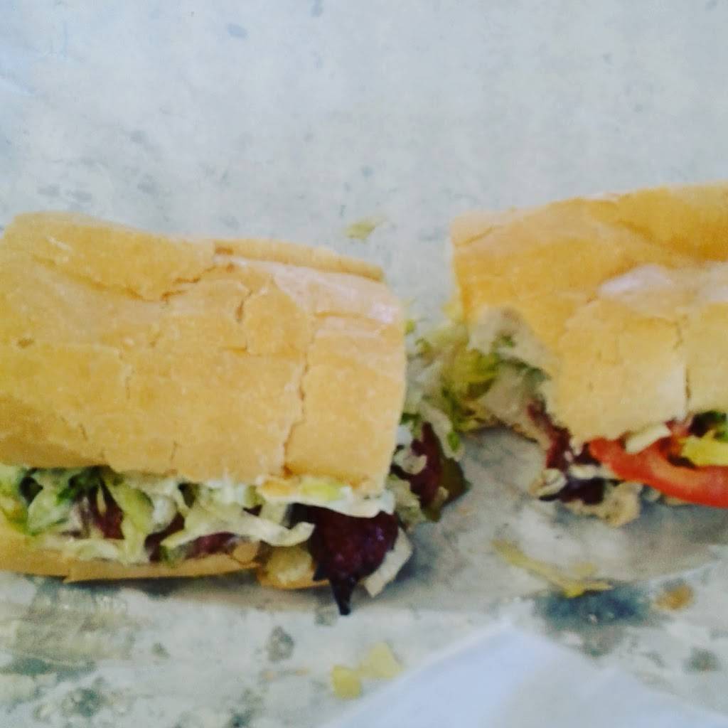 Bobbys Seafood | restaurant | 9013 Jefferson Hwy, River Ridge, LA 70123, USA | 5047382104 OR +1 504-738-2104