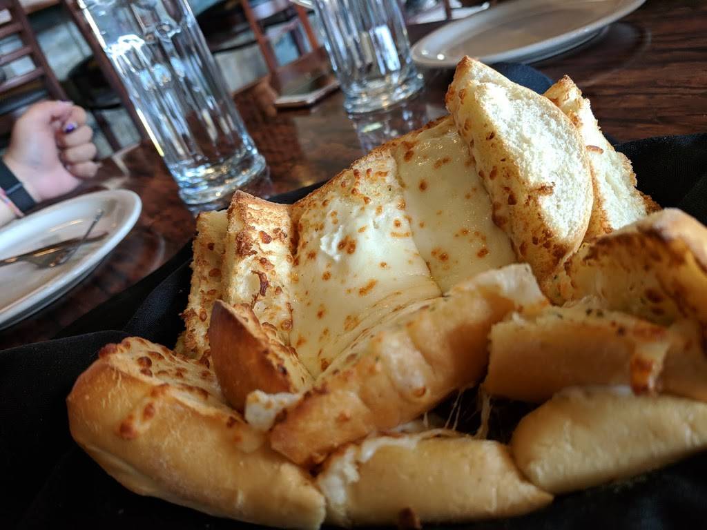 Village Pizzeria | restaurant | 11329 Deerfield Dr, Truckee, CA 96161, USA | 5305877171 OR +1 530-587-7171