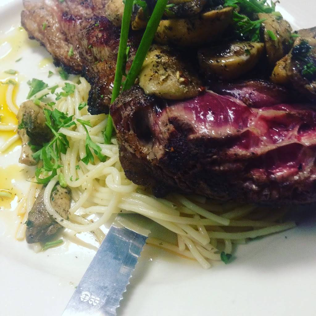 Louie Italian Restaurant | restaurant | 4979 Northwest Loop 410, San Antonio, TX 78229, USA | 2104814360 OR +1 210-481-4360