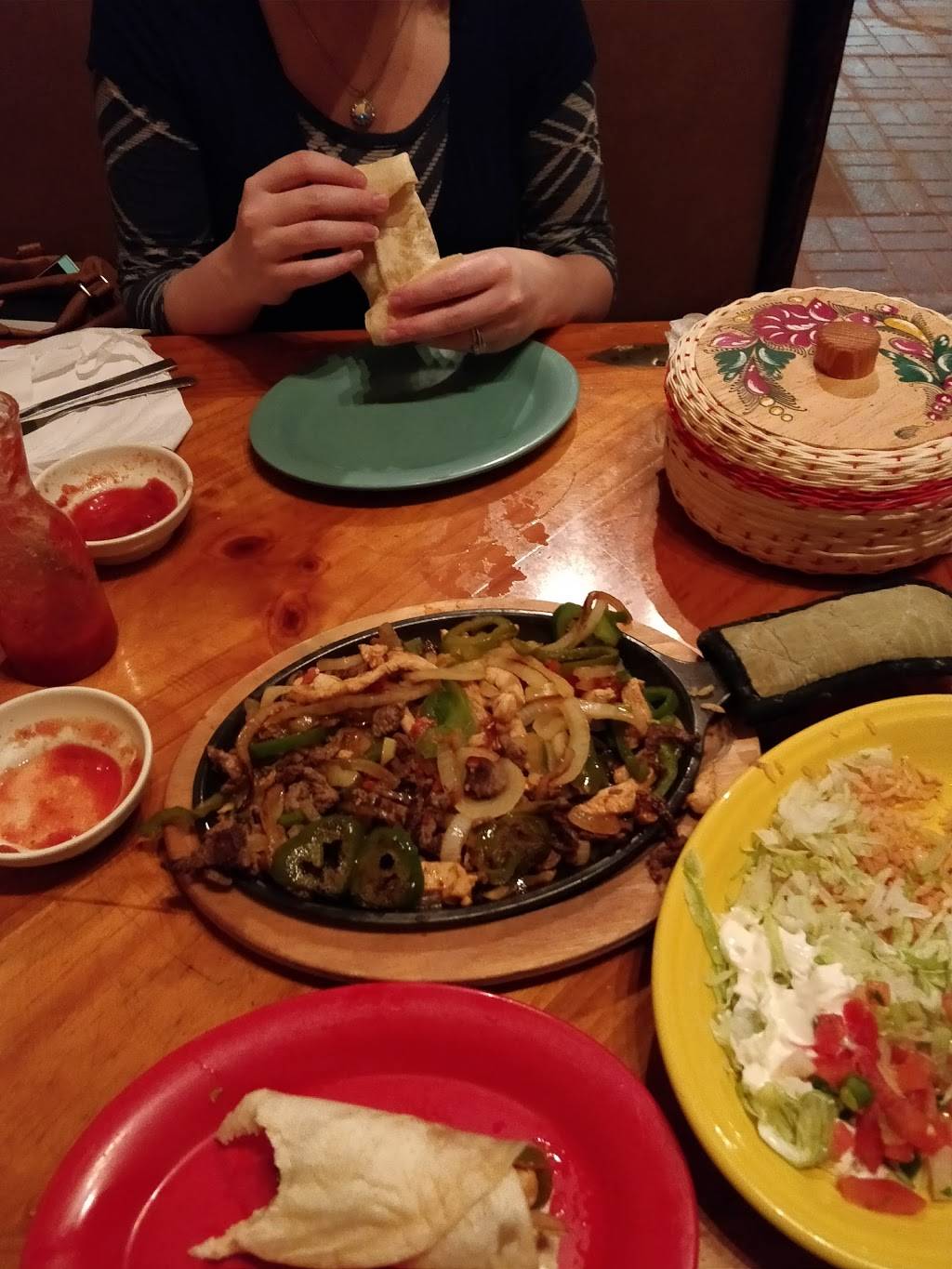 El Sombrero | restaurant | 278 Dogwood Blvd, Flowood, MS 39232, USA | 6019198921 OR +1 601-919-8921