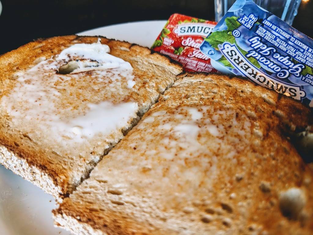 The Moriches Bay Diner & Restaurant | restaurant | 62 Montauk Hwy, Moriches, NY 11955, USA | 6318786827 OR +1 631-878-6827