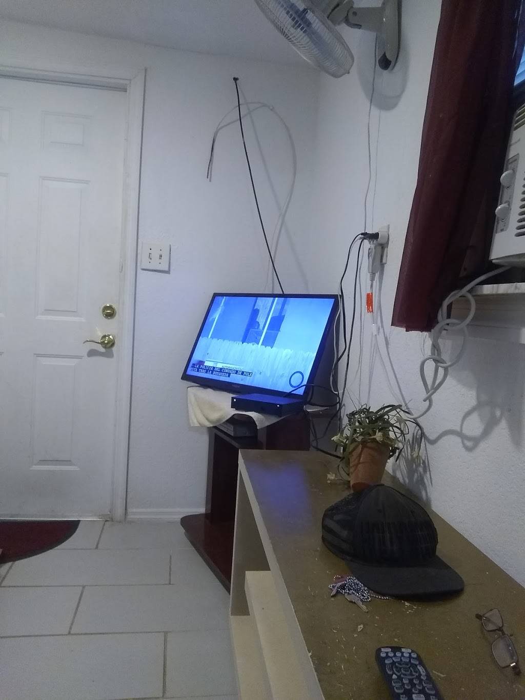 Hungry Howies Pizza | meal delivery | 1302 S 78th St, Tampa, FL 33619, USA | 8136640717 OR +1 813-664-0717