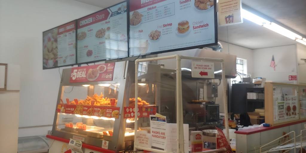 Krispy Krunchy Chicken | restaurant | 554 W Thornton St, Akron, OH 44307, USA | 3303765470 OR +1 330-376-5470