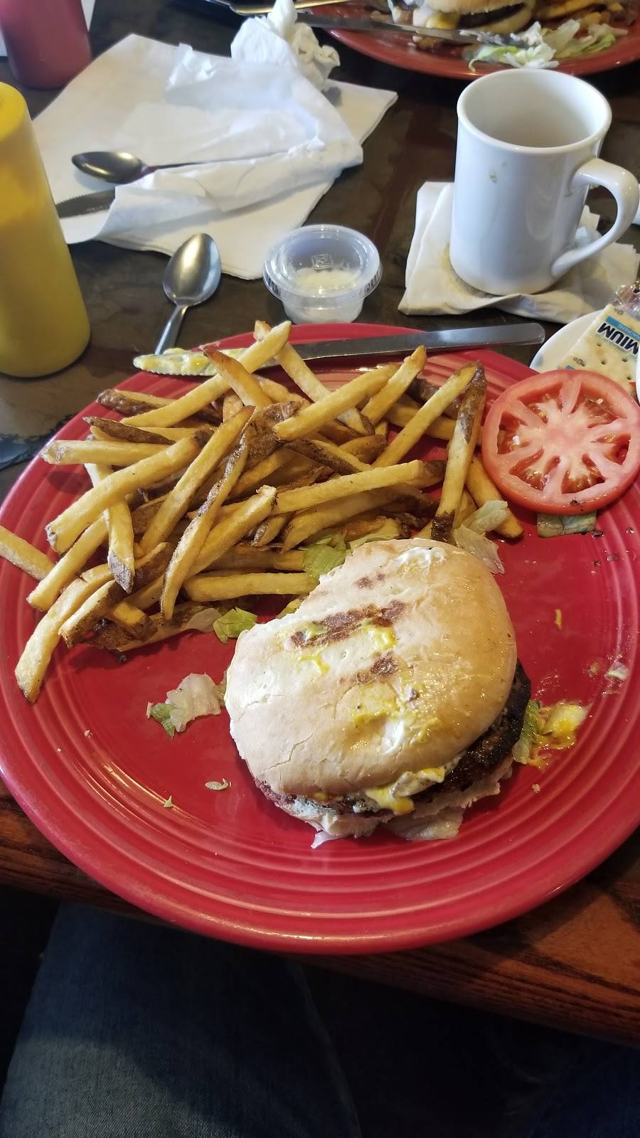 Dutch Country Restaurant | restaurant | 15015 Kinsman Rd, Middlefield, OH 44062, USA | 4408349785 OR +1 440-834-9785