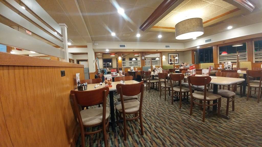 Perkins Restaurant & Bakery | restaurant | 2945 Empire Ln N, Plymouth, MN 55447, USA | 7635590270 OR +1 763-559-0270
