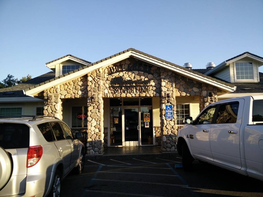 Dry Creek Station Restaurant | restaurant | 22025 CA-299, Bella Vista, CA 96008, USA | 5305495386 OR +1 530-549-5386