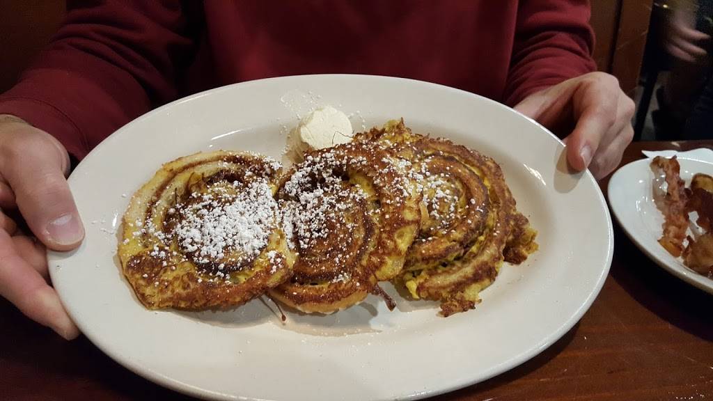 Gold Coffee Pancake House | restaurant | 8810 S Emerson Ave, Indianapolis, IN 46237, USA | 3178518614 OR +1 317-851-8614
