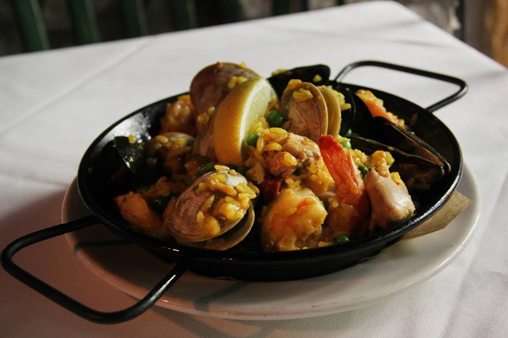 Bella on Houston | restaurant | 204 E Houston St, San Antonio, TX 78205, USA | 2104042355 OR +1 210-404-2355