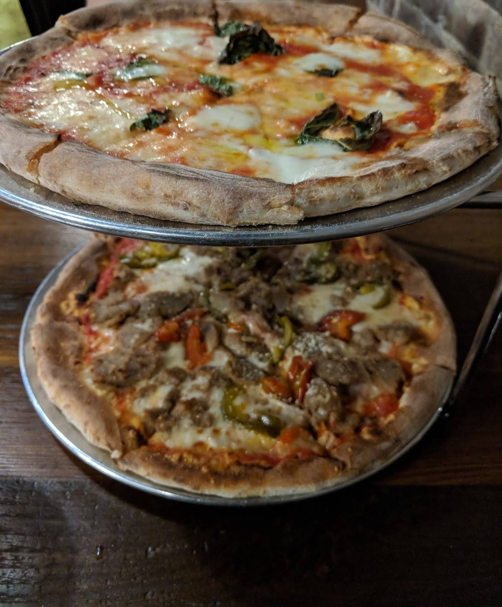 Fino Wood Fired Pizza & Bar | restaurant | 663 Main St, Watertown, CT 06795, USA | 8602385080 OR +1 860-238-5080