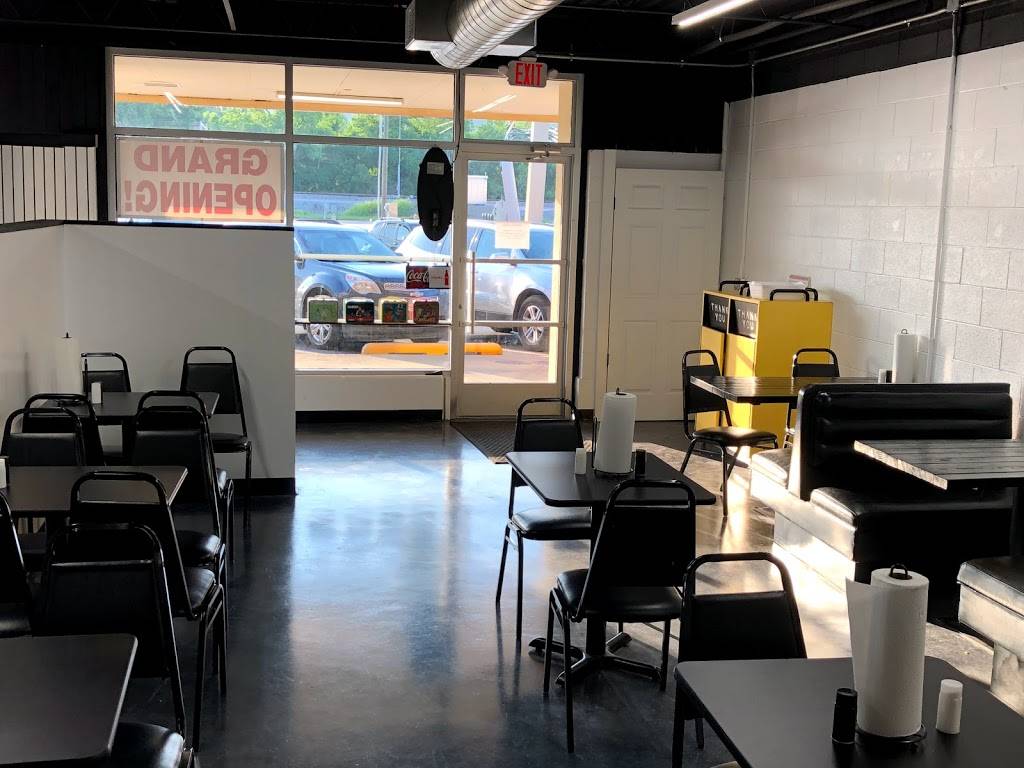 The Lunchbox Cafe/La Lonchera | restaurant | 4261 Southwest Blvd, Tulsa, OK 74107, USA | 9184457292 OR +1 918-445-7292