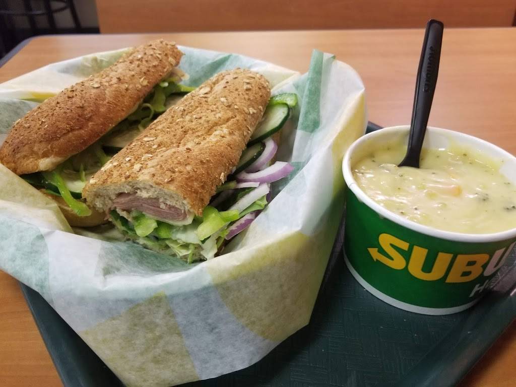 Subway | restaurant | 133 N Ventura Rd, Port Hueneme, CA 93041, USA | 8054880877 OR +1 805-488-0877