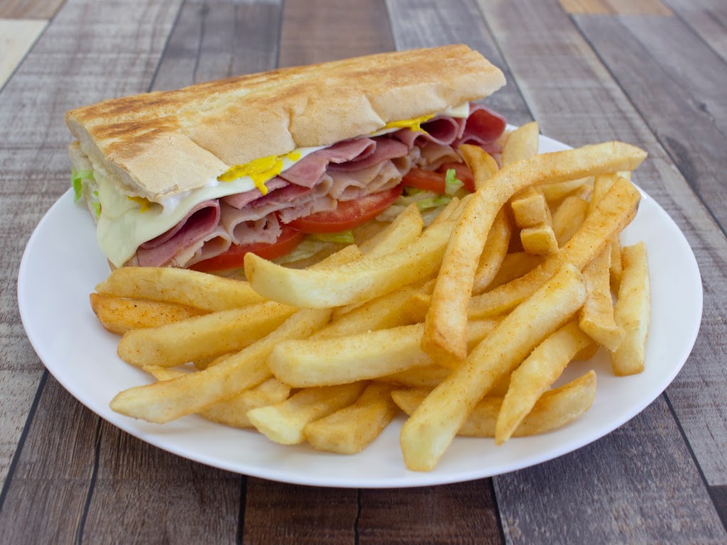 Sams Seafood & Grill | restaurant | 233 E 9 Mile Rd, Pensacola, FL 32514, USA | 8503325029 OR +1 850-332-5029