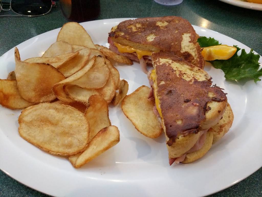 Second Street Cafe | cafe | 107 2nd St E, Ottumwa, IA 52501, USA | 6416845626 OR +1 641-684-5626