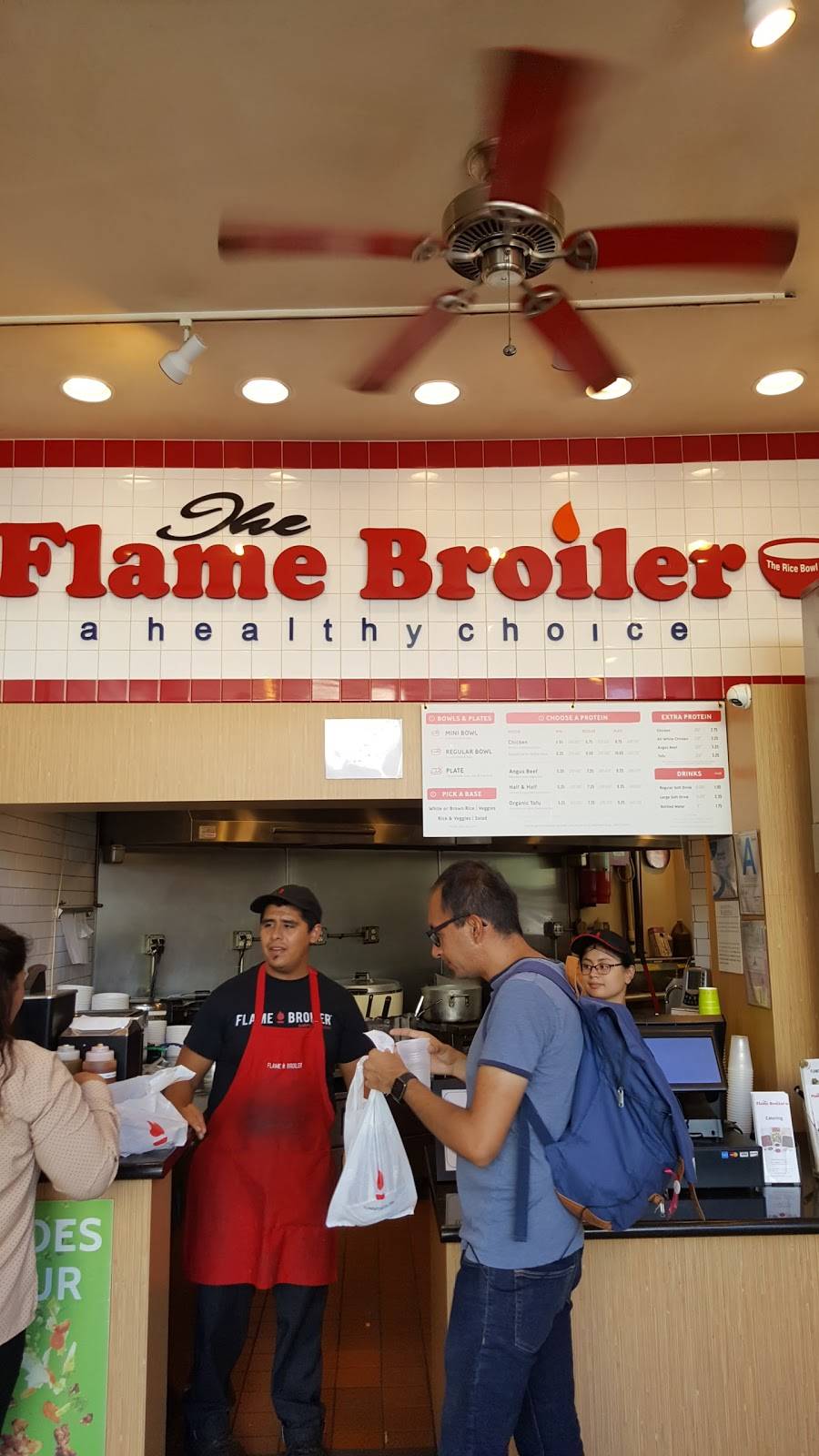 Flame Broiler | restaurant | 10948 Weyburn Ave, Los Angeles, CA 90024, USA | 3102080240 OR +1 310-208-0240