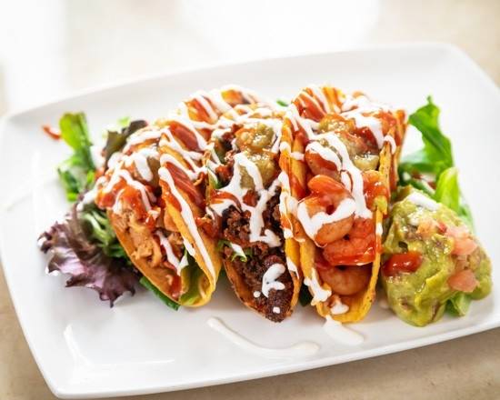 Mexicados Burritos & Tacos | restaurant | 1022 Queen St E, Toronto, ON M4M 1K4, Canada | 4164662462 OR +1 416-466-2462