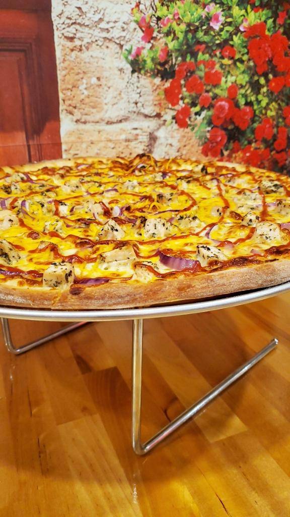 Fratellos Pizzeria and Wings | meal delivery | 563 Washington St, Brighton, MA 02135, USA | 6177839464 OR +1 617-783-9464