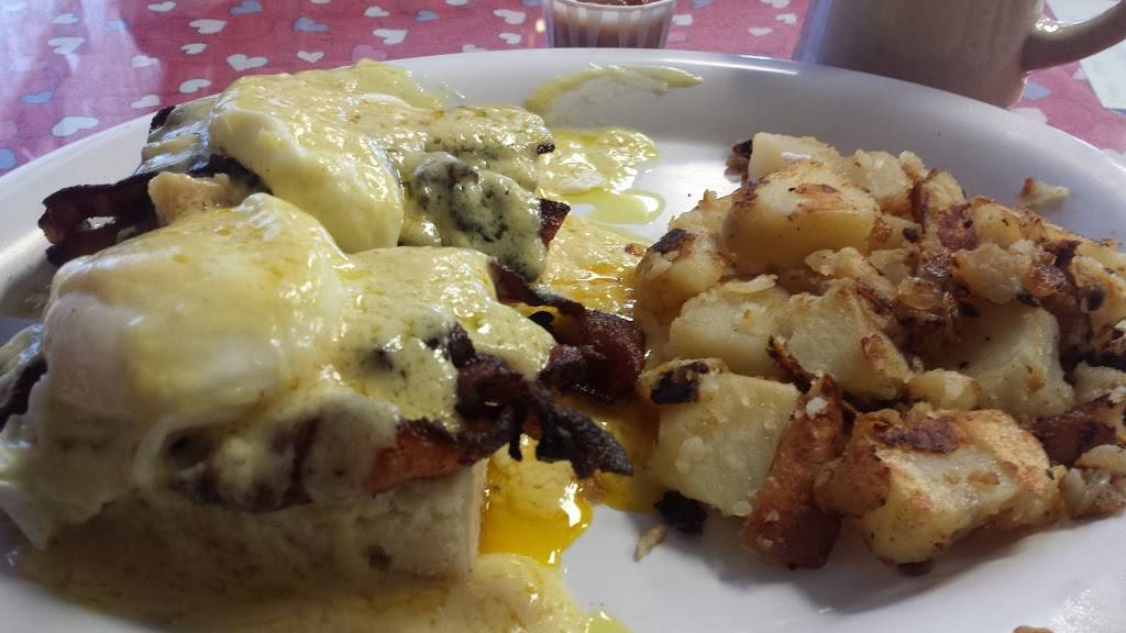 Dorothys Chuck Wagon | cafe | 2344 Ventura Blvd, Camarillo, CA 93010, USA | 8059872167 OR +1 805-987-2167