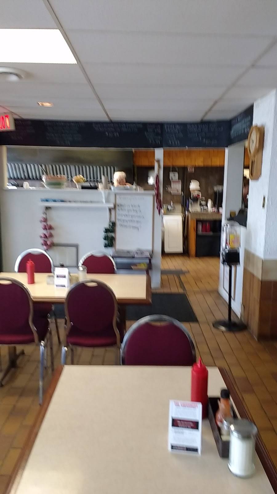 Renees Diner | restaurant | 5189 Baseline Rd, Sutton, ON L0E 1R0, Canada | 9057229126 OR +1 905-722-9126