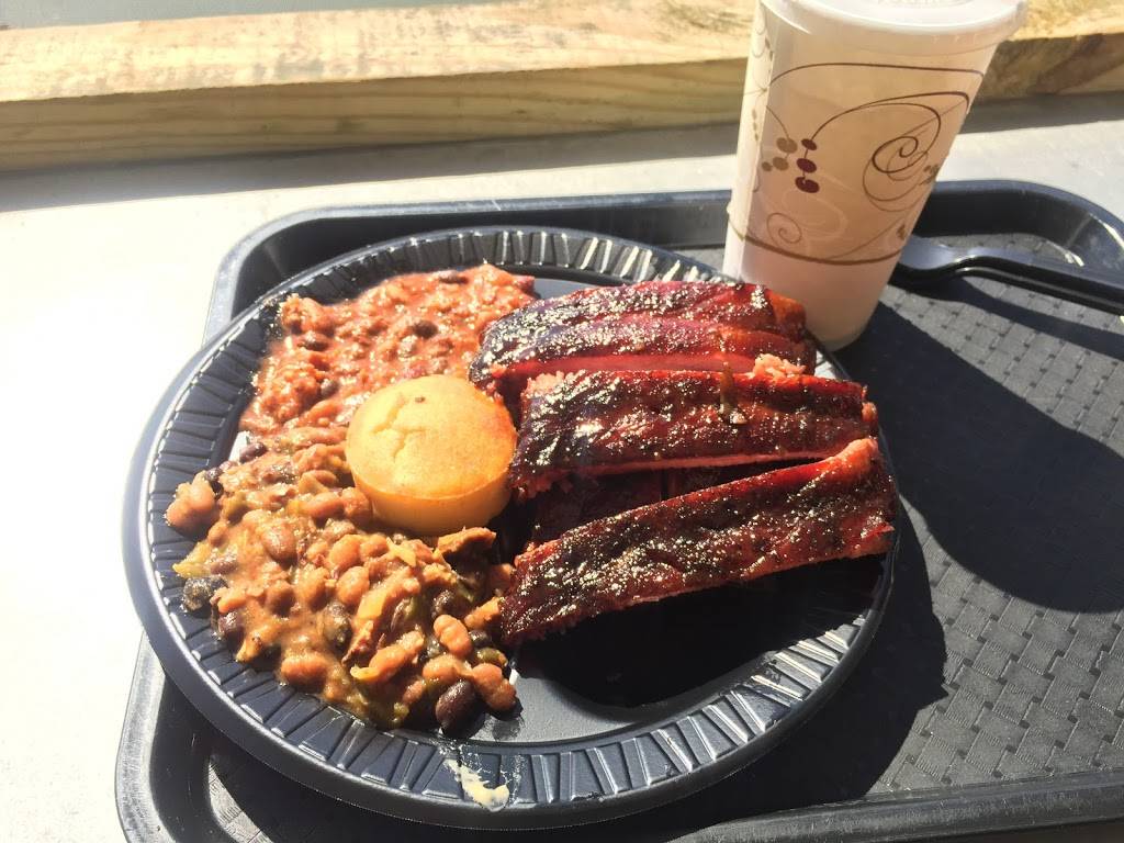 Captains BBQ | restaurant | 5862 N Ocean Shore Blvd, Palm Coast, FL 32137, USA | 3865972888 OR +1 386-597-2888