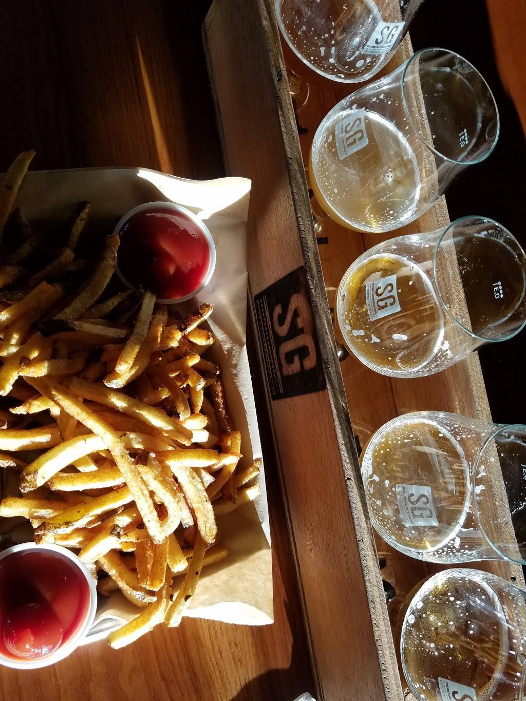 Solid Ground Brewing | restaurant | 552 Pleasant Valley Rd, Diamond Springs, CA 95619, USA | 5303447442 OR +1 530-344-7442