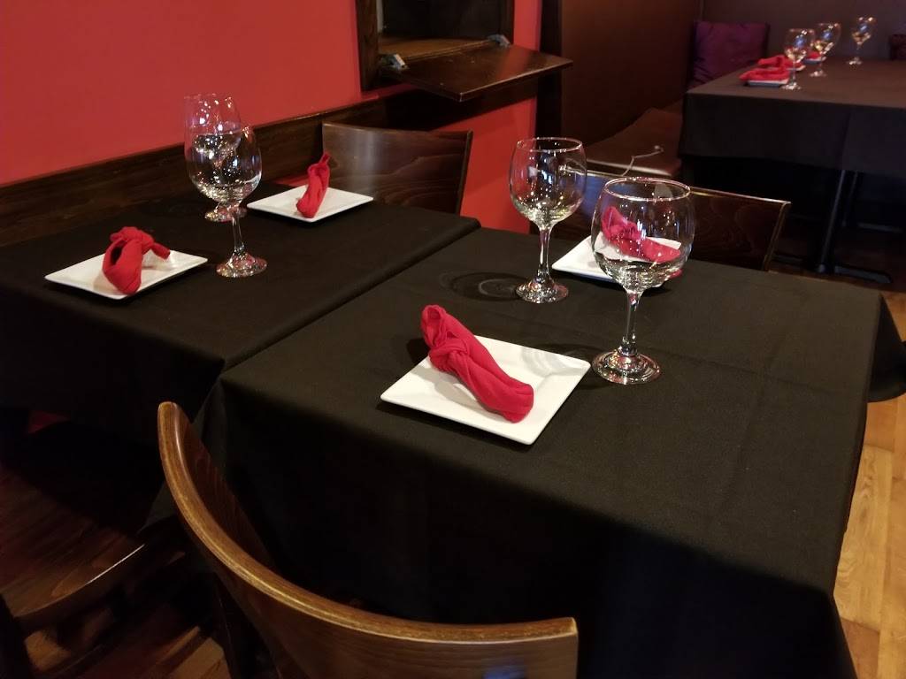 Bertas Restaurant, Tapas & Bar | restaurant | 201 S Main St, Fall River, MA 02721, USA | 5086174554 OR +1 508-617-4554