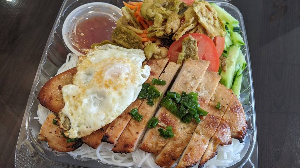 Easy Freshly | restaurant | 7630 N Beach St #110, Fort Worth, TX 76137, USA | 8173018215 OR +1 817-301-8215