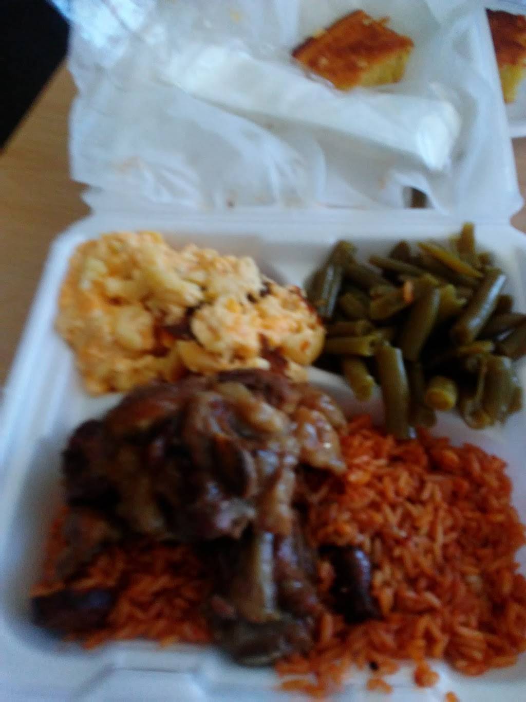 Rosettas Soul Food | restaurant | 411 Corner Square Plaza, Moncks Corner, SC 29461, USA | 8433121957 OR +1 843-312-1957