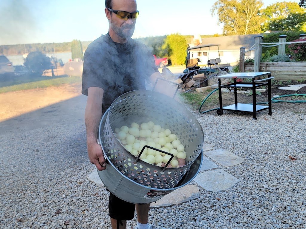 Kettle Black Fish Boil | restaurant | 4158 Main St, Fish Creek, WI 54212, USA | 9208685215 OR +1 920-868-5215