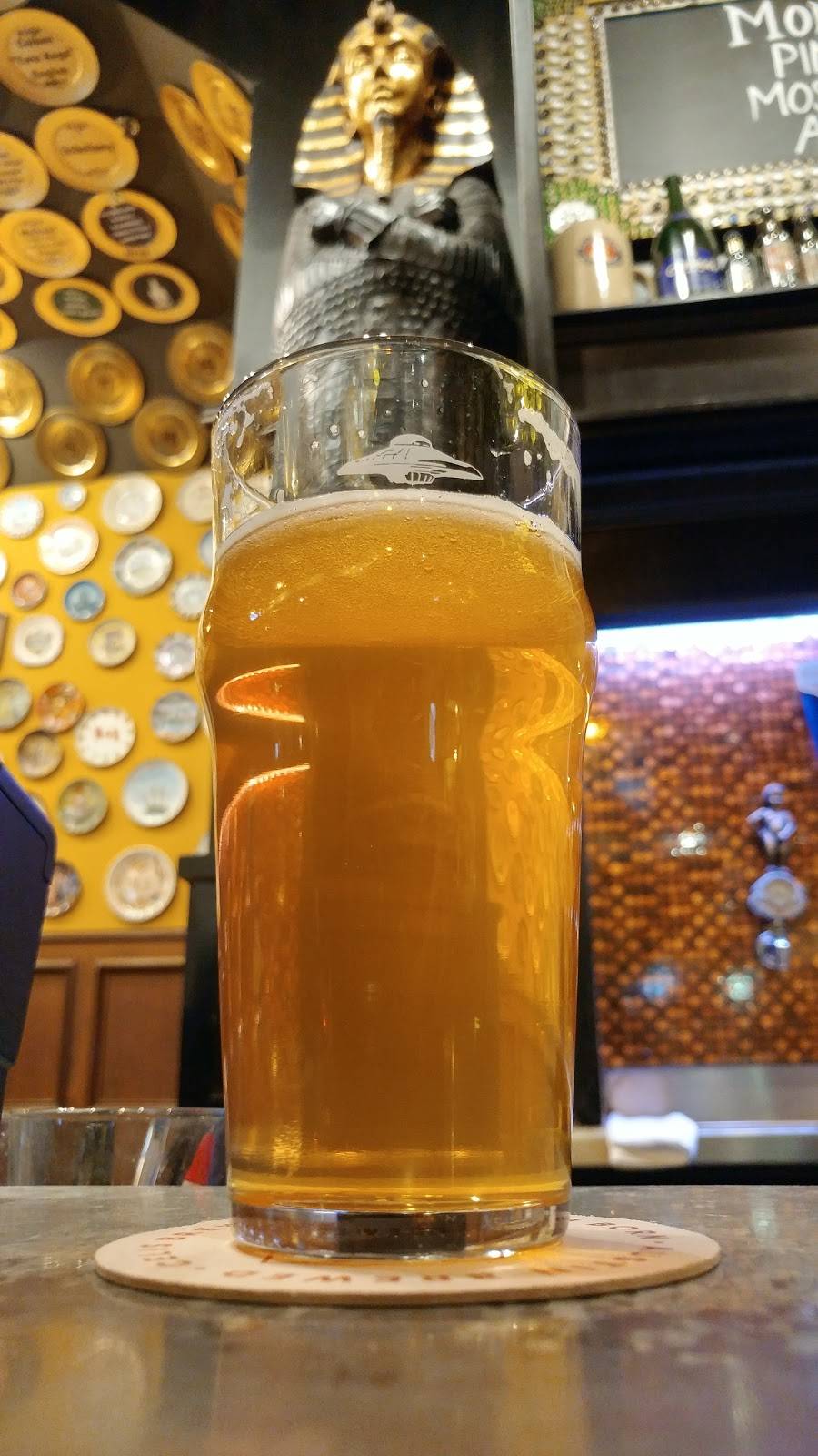 Flying Saucer Draught Emporium | restaurant | 11255 Huebner Rd #212, San Antonio, TX 78230, USA | 2106965080 OR +1 210-696-5080