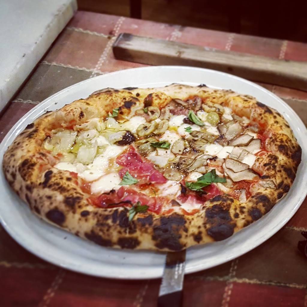 Aquila Pizza Al Forno | restaurant | 7 Paterson Ave, Little Falls, NJ 07424, USA | 9732560050 OR +1 973-256-0050