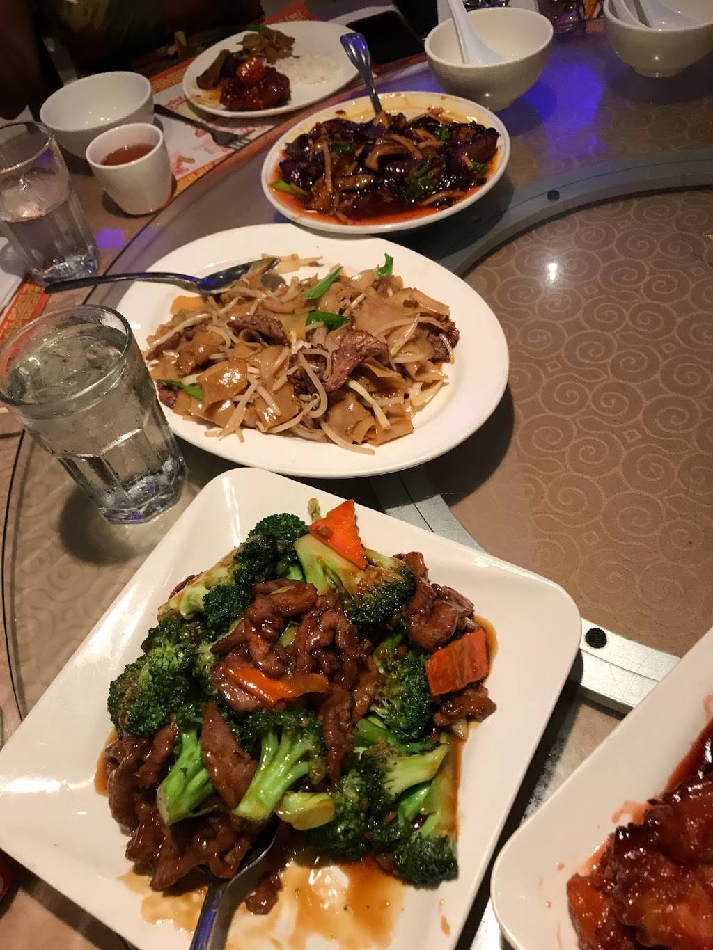 Sampan Cafe | restaurant | 6116 Franconia Rd, Alexandria, VA 22310, USA | 7039715405 OR +1 703-971-5405